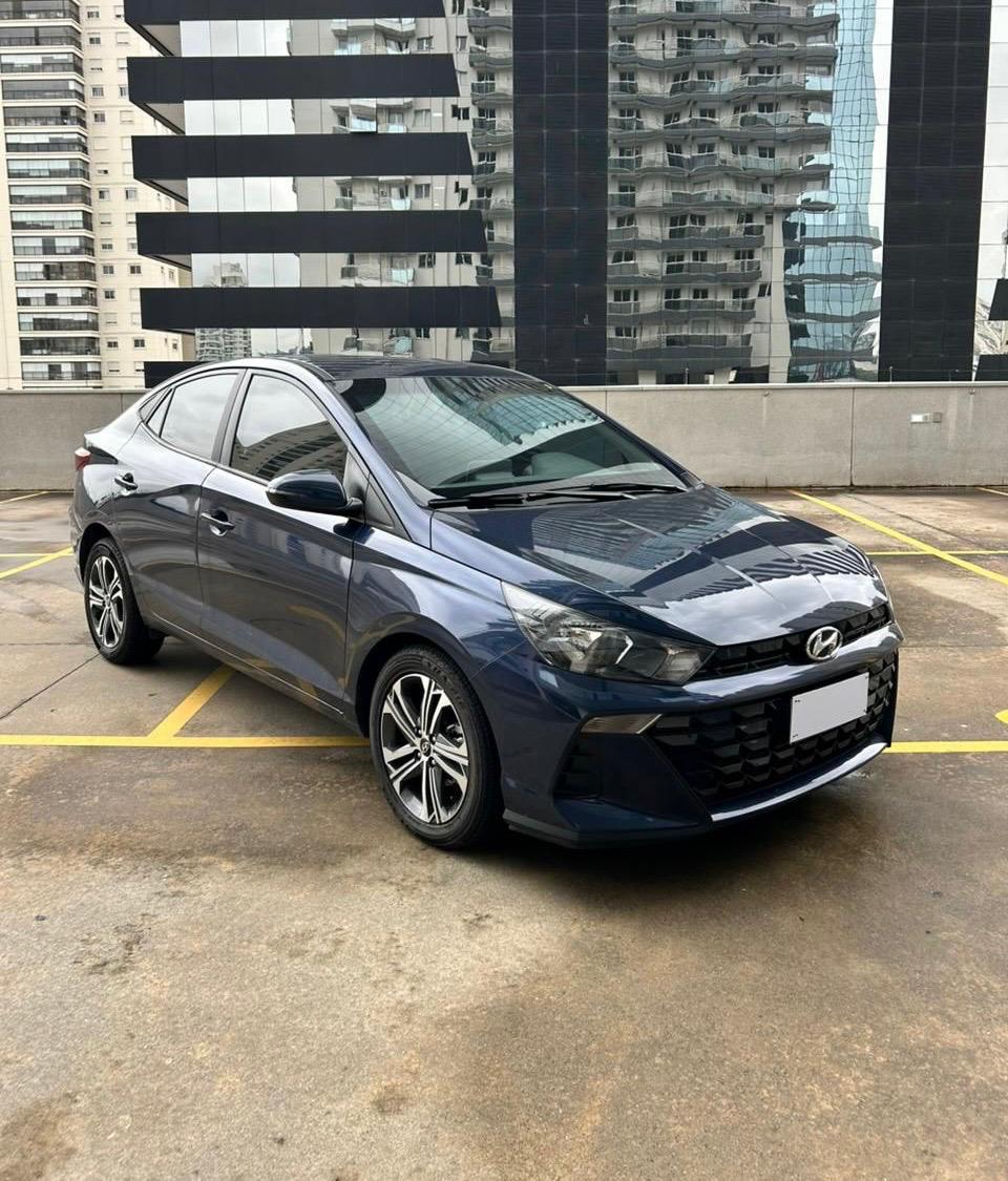 Hyundai HB20S Confort 1.0 2023 em destaque